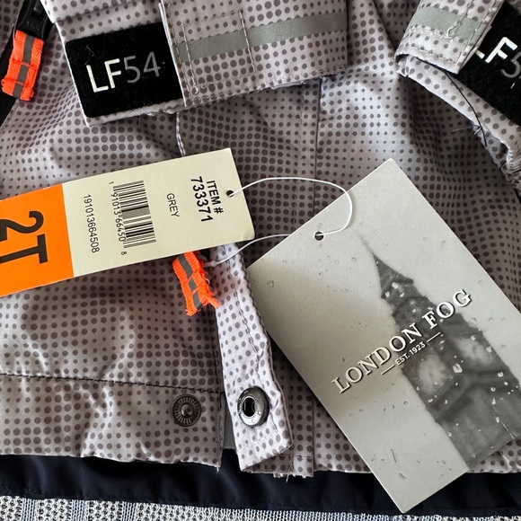 LONDON FOG BOYS FLEECE LINED LIGHT TO MIDWEIGHT HOODED JACKET! Size 2T - Picture 6 of 11